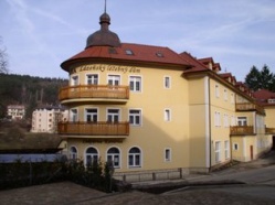 LázeÅský léÄebný dům LuhaÄovice Praha LázeÅský léÄebný dům LuhaÄovice Praha