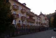 Lazensky-lecebny-dum-Luhacovice-Praha-exterier-19.jpg